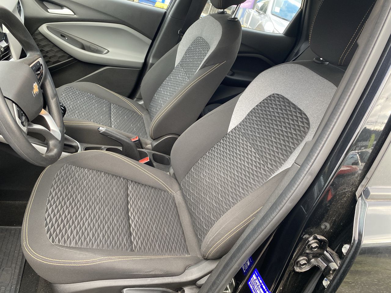 Chevrolet Montana — foto 17 de 27
