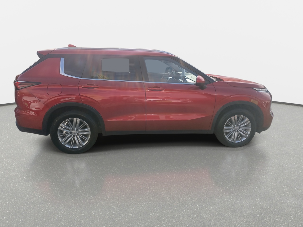 Mitsubishi Outlander — foto 9 de 37