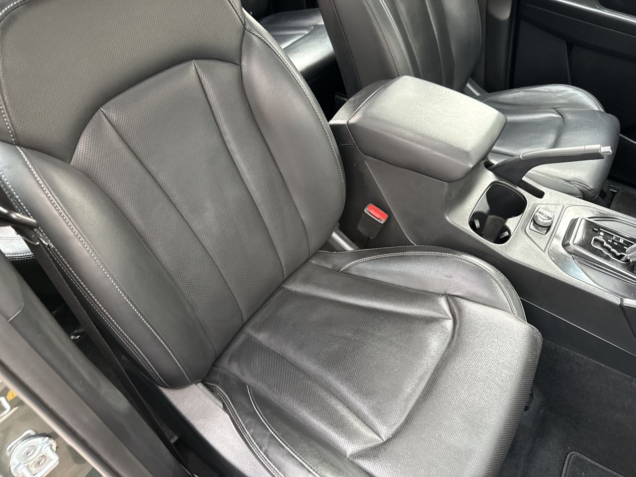 SSANGYONG - 25