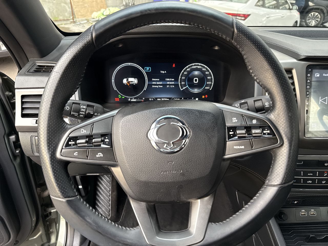 SSANGYONG - 16