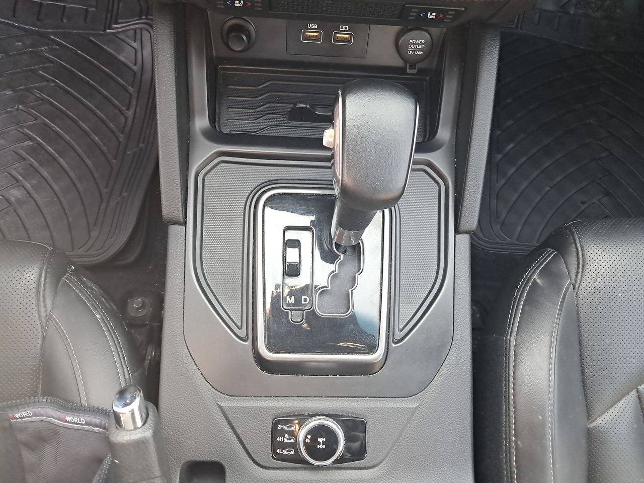 SSANGYONG - 22