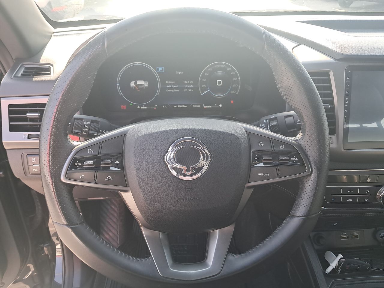 SSANGYONG - 16