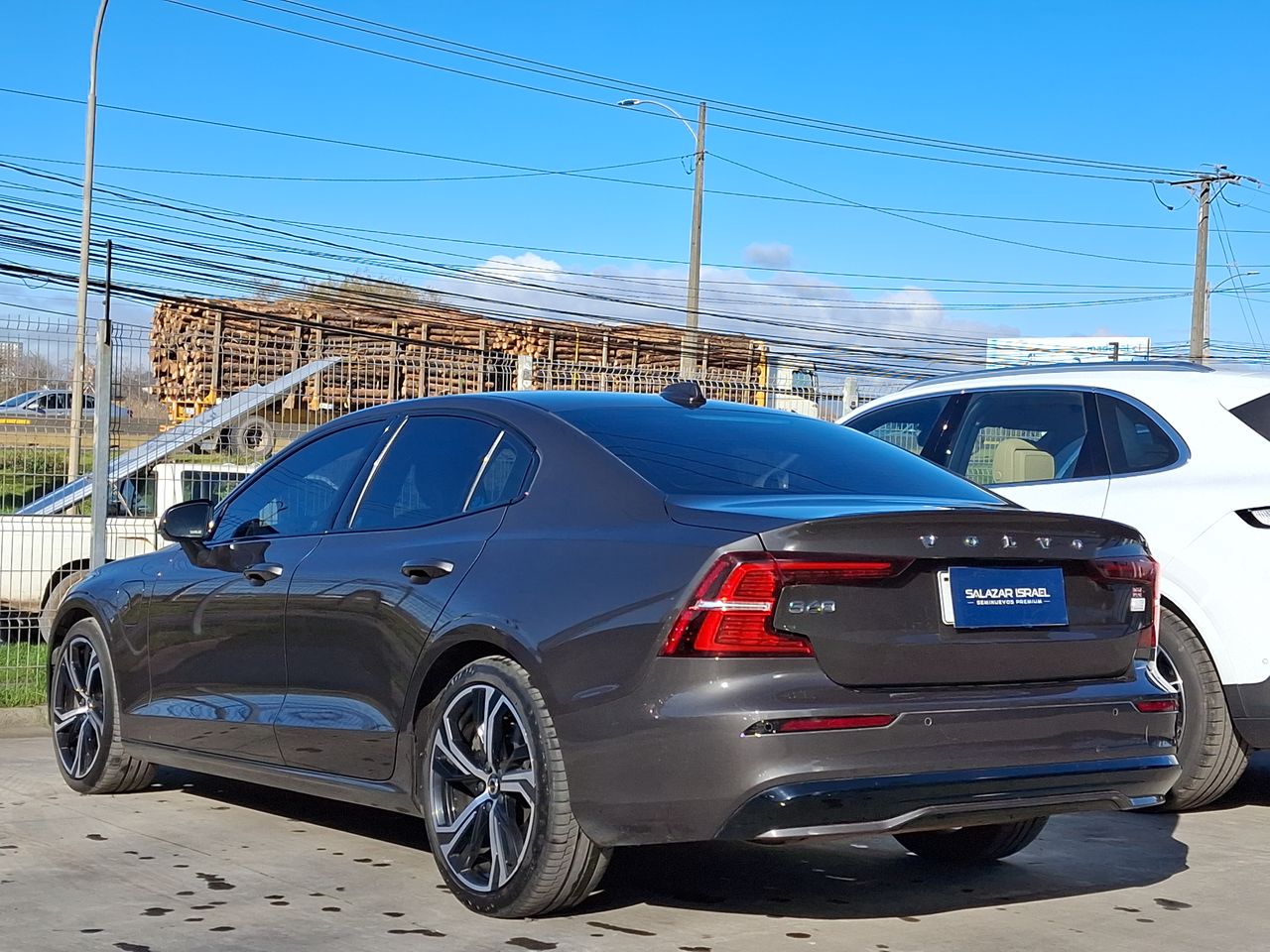 VOLVO - 5