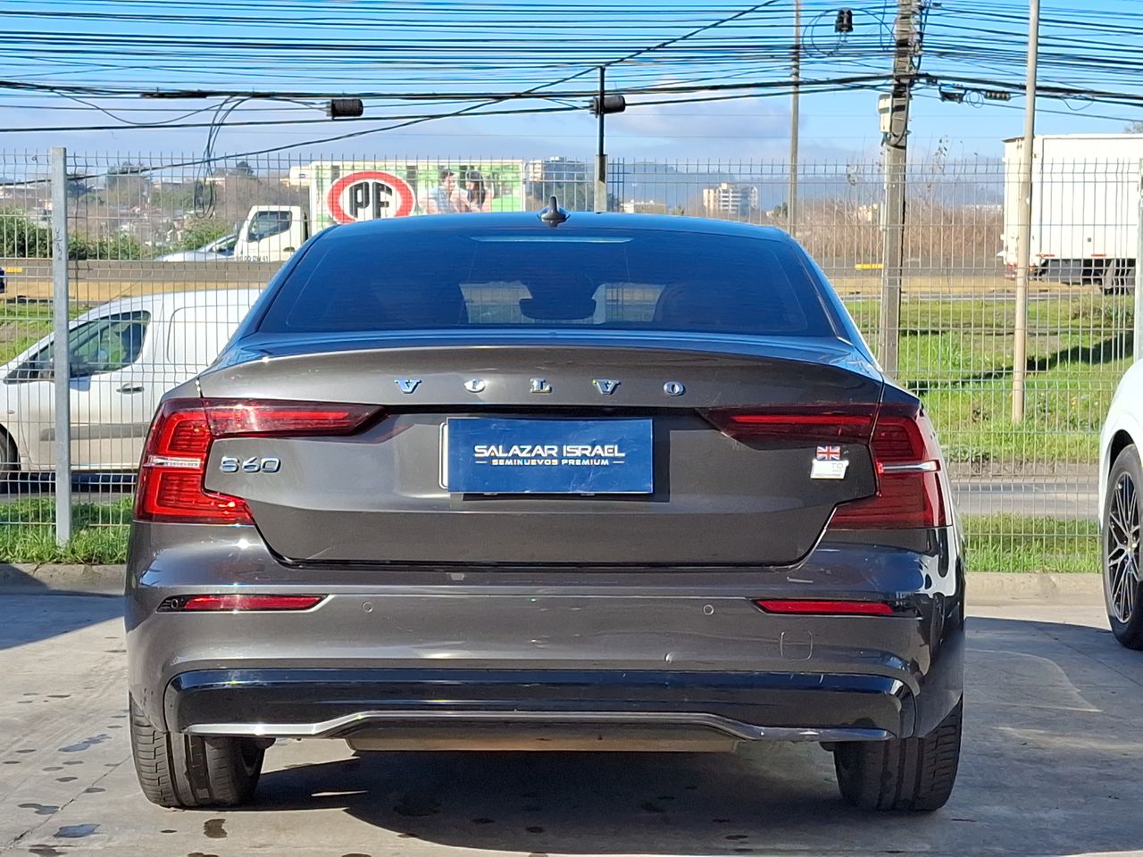 VOLVO - 6