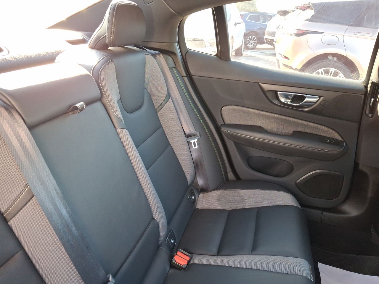 VOLVO - 14