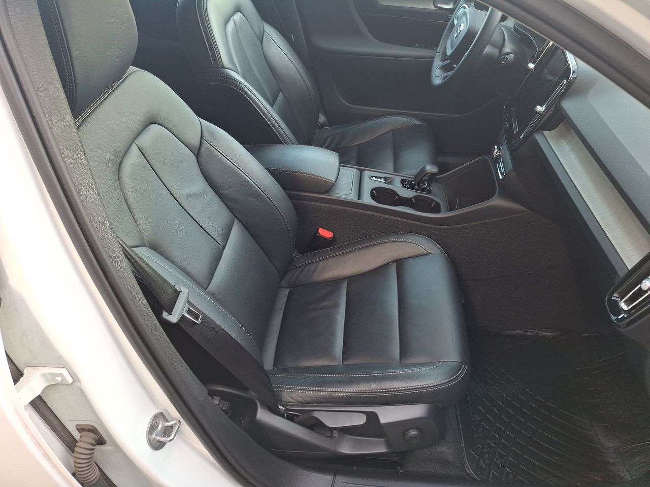 VOLVO - 33