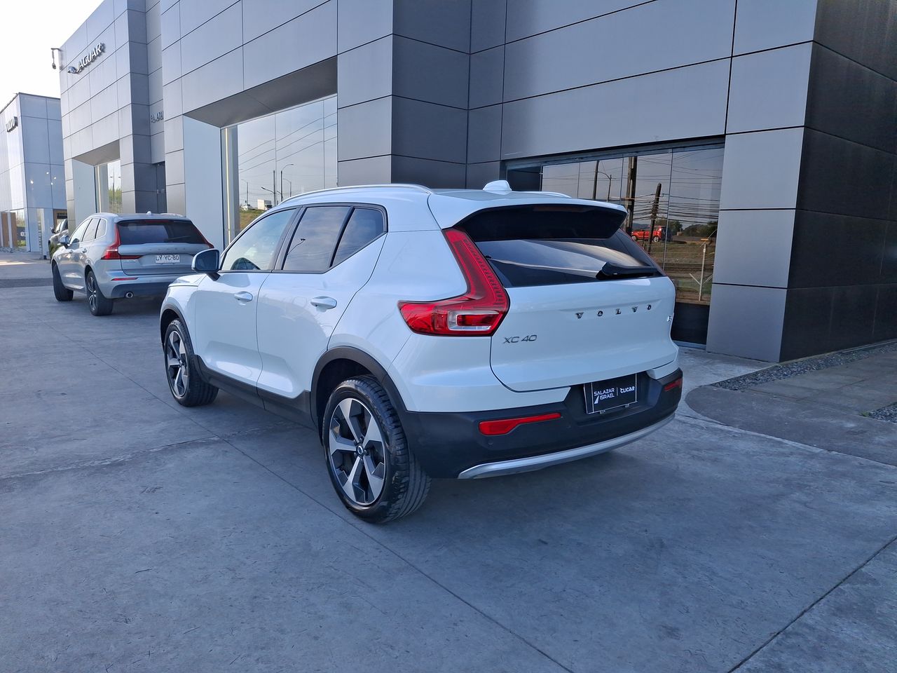 VOLVO - 5