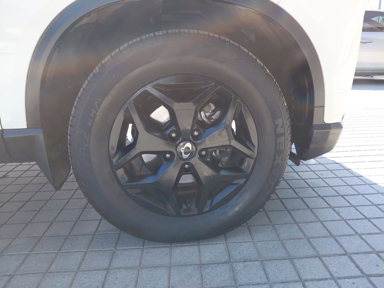 SsangYong Musso — foto 18 de 34