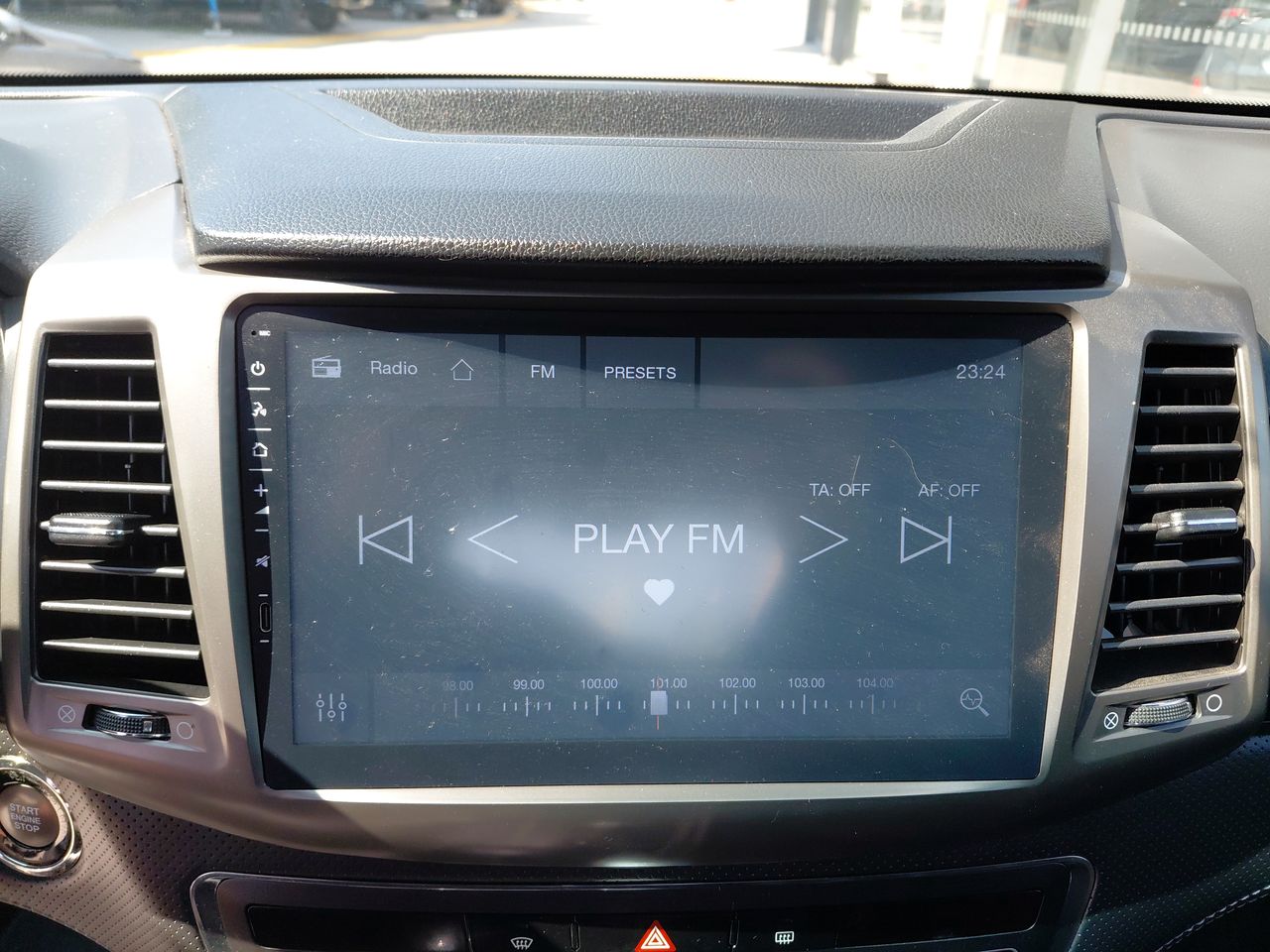 SsangYong Musso — foto 28 de 34