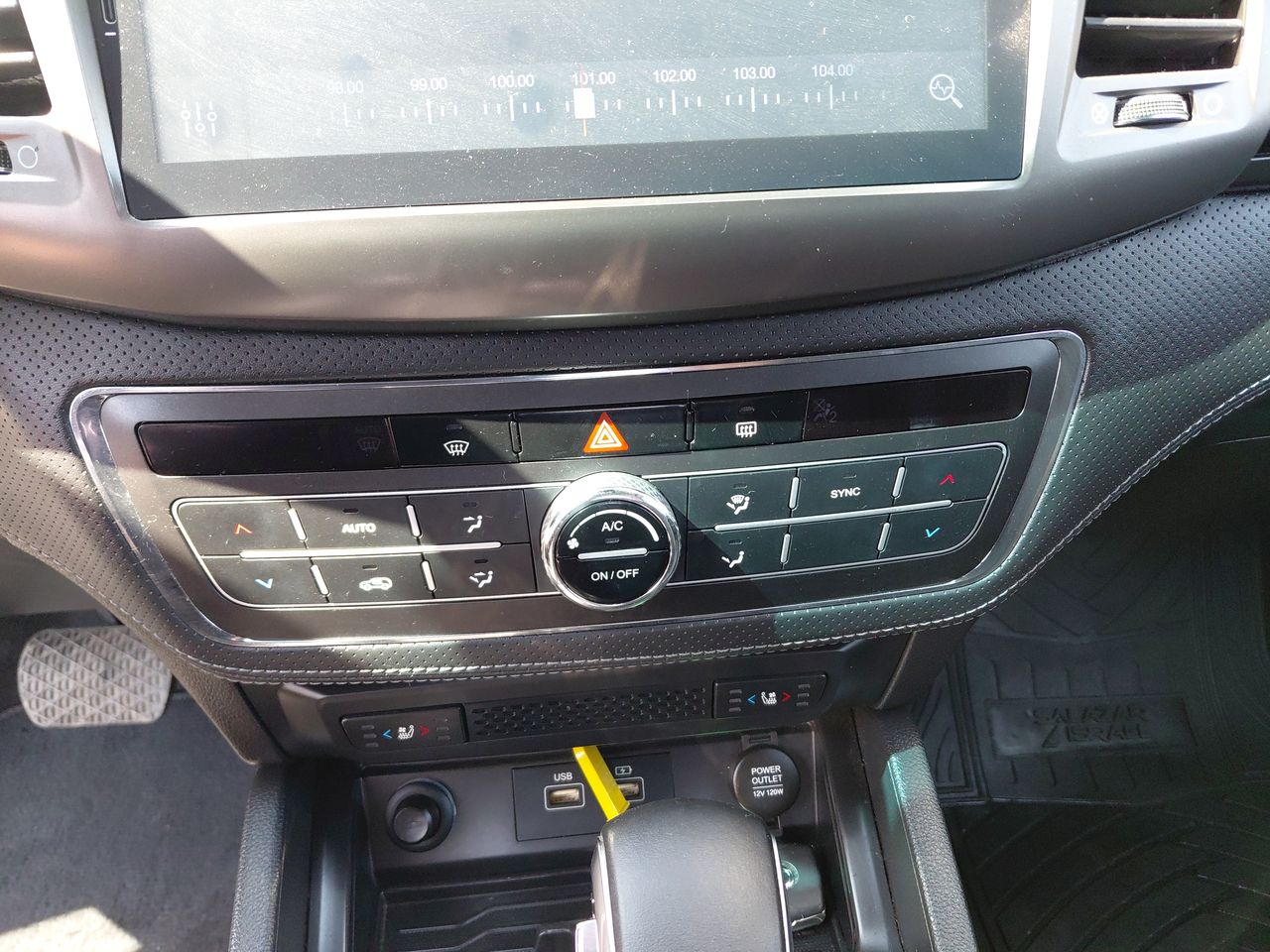 SsangYong Musso — foto 30 de 34