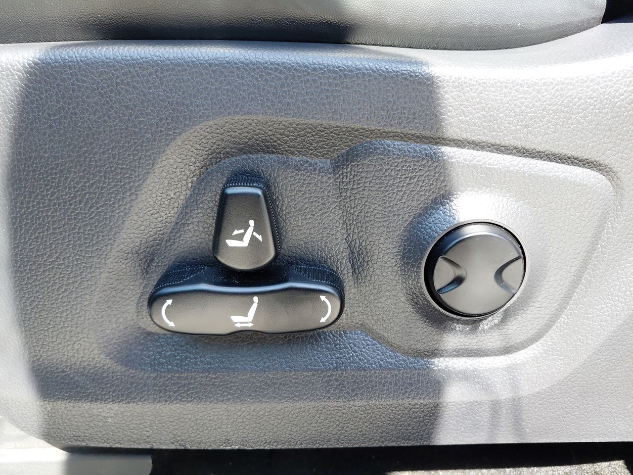 SsangYong Musso — foto 23 de 34
