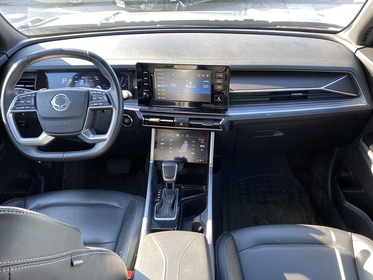 SSANGYONG - 33