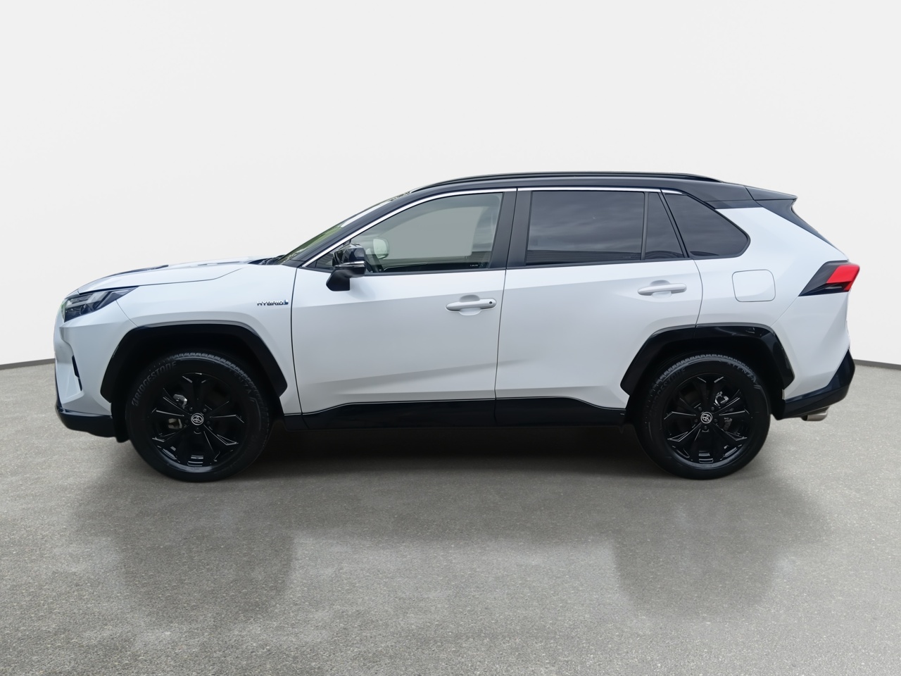 TOYOTA - 4