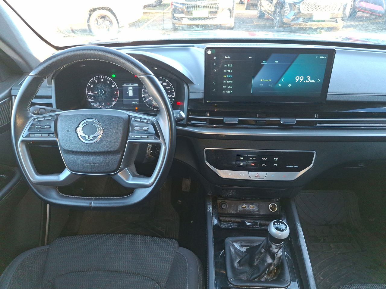 SSANGYONG - 24
