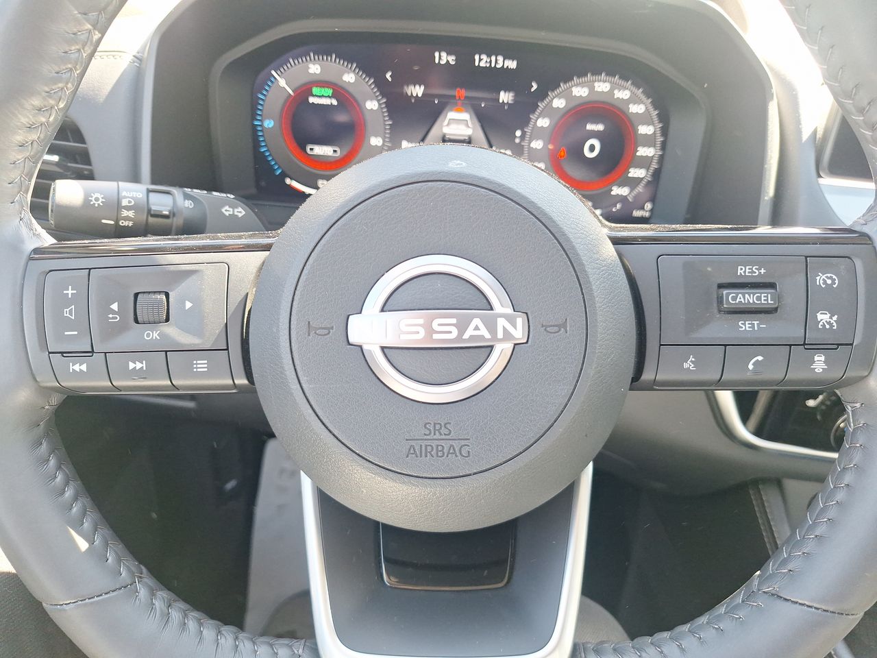 NISSAN - 27