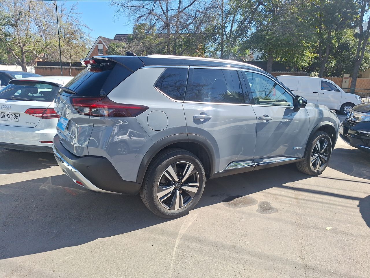 NISSAN - 7