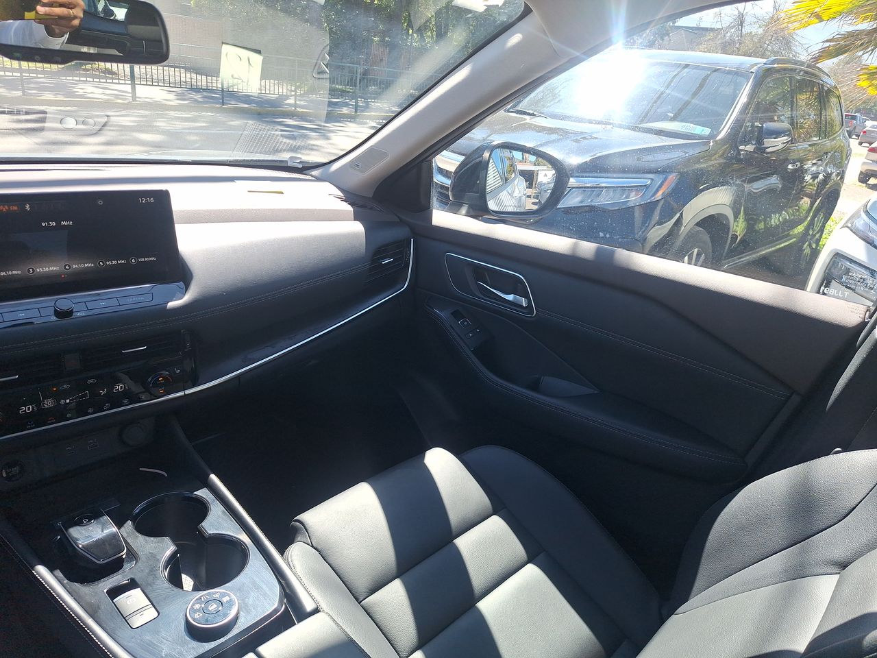 NISSAN - 10