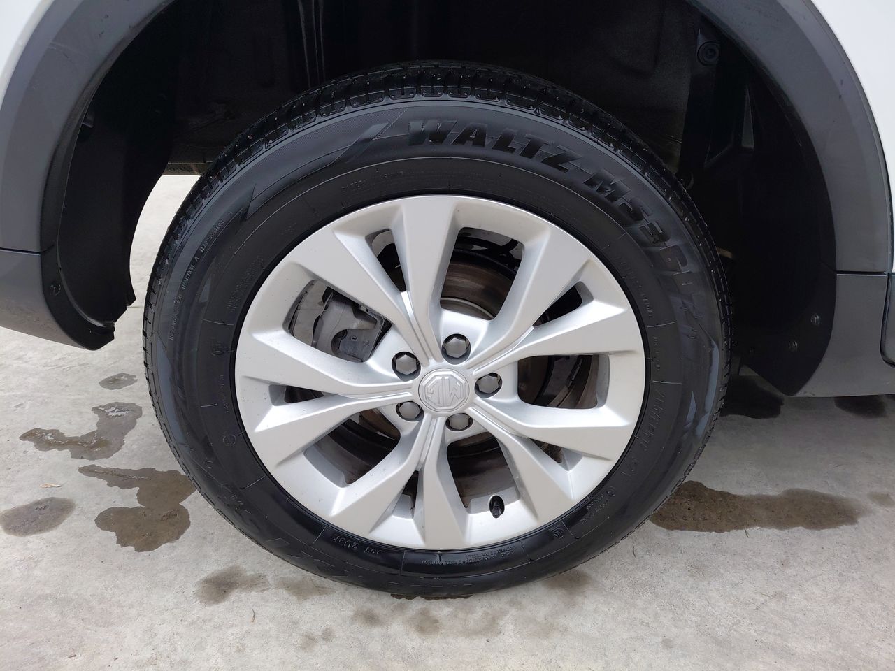 MG Zs — foto 10 de 28