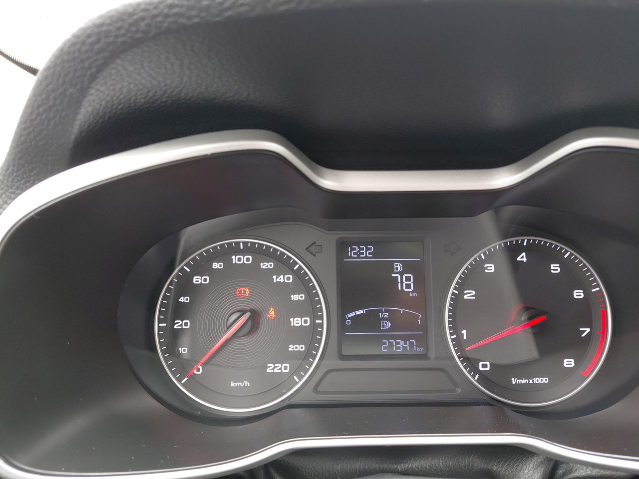 MG Zs — foto 21 de 28