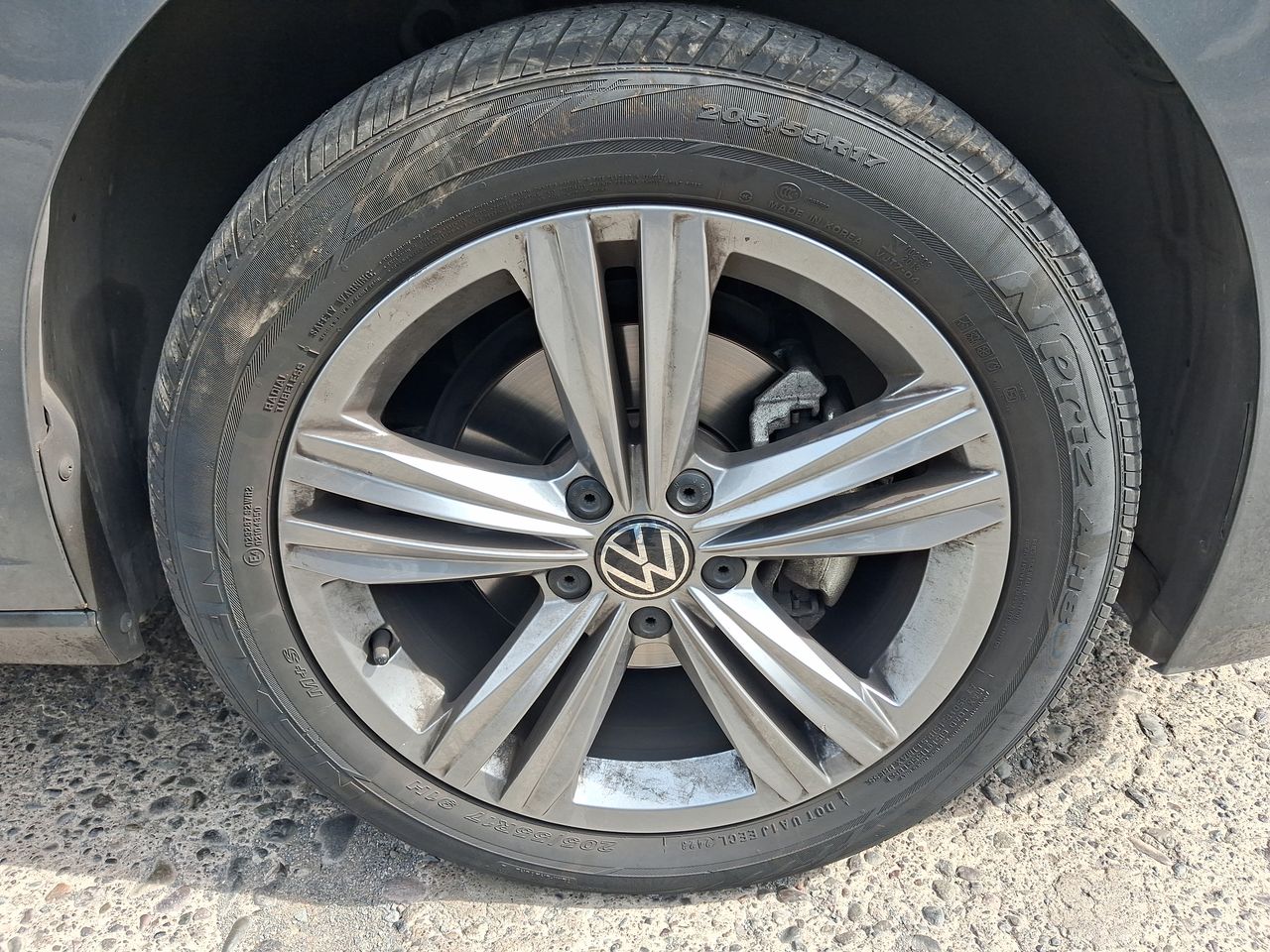 VOLKSWAGEN - 7