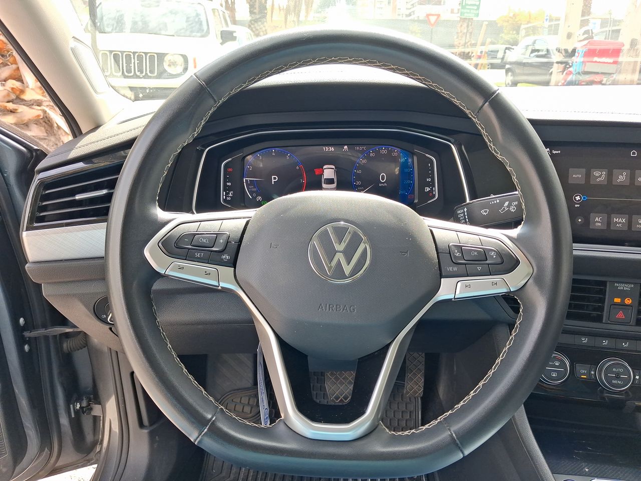 VOLKSWAGEN - 14