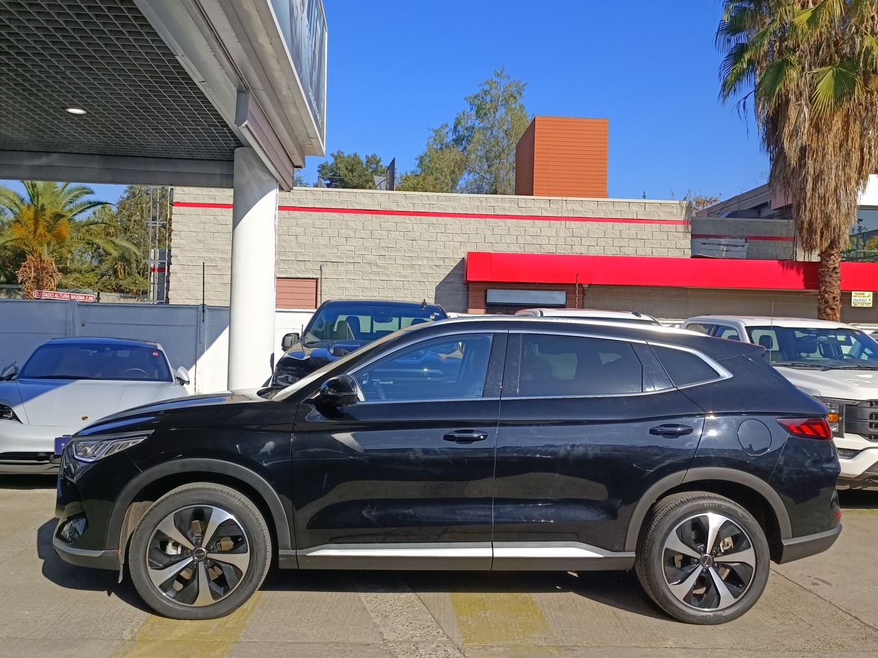BYD - 4