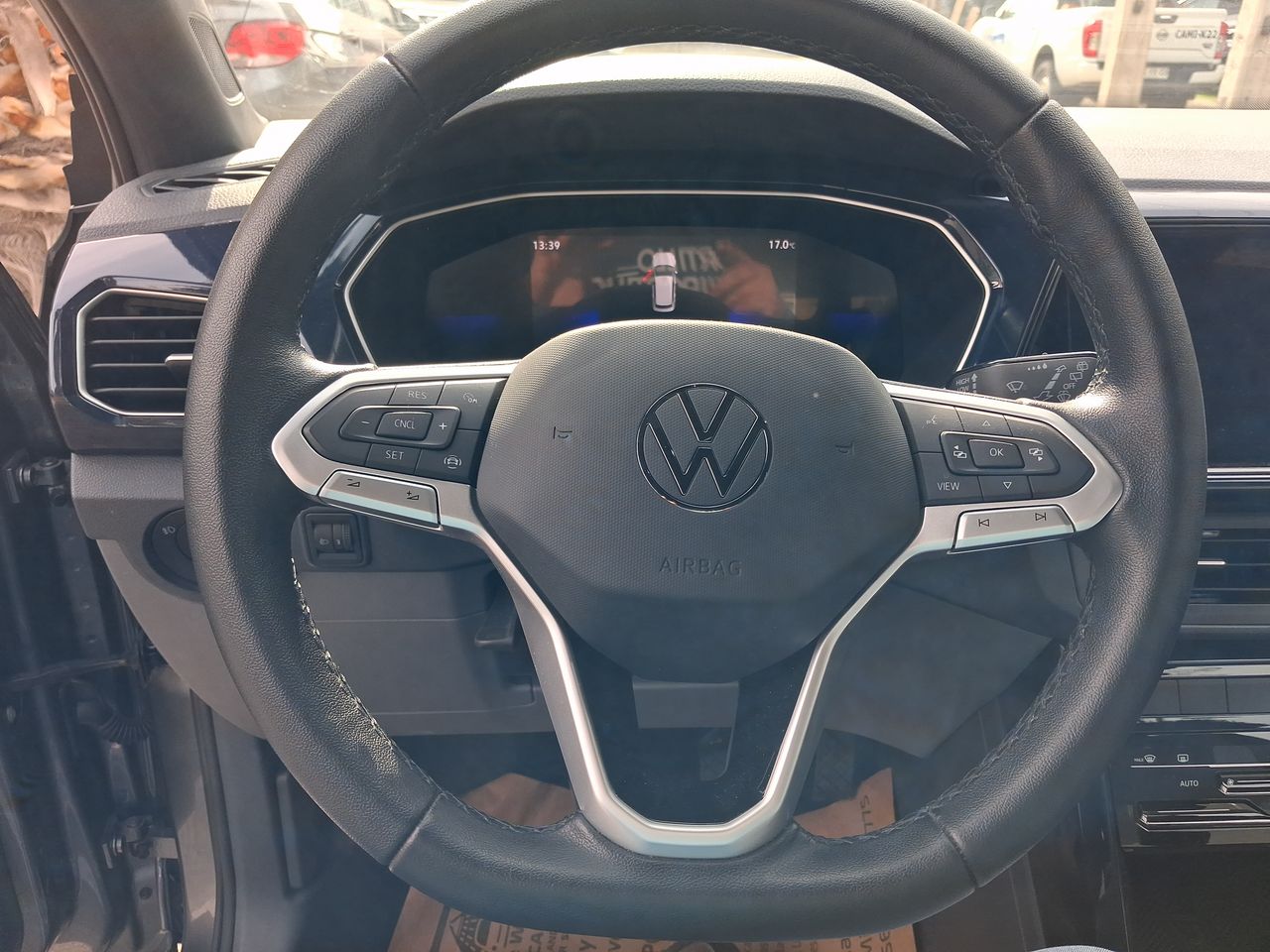 VOLKSWAGEN - 15