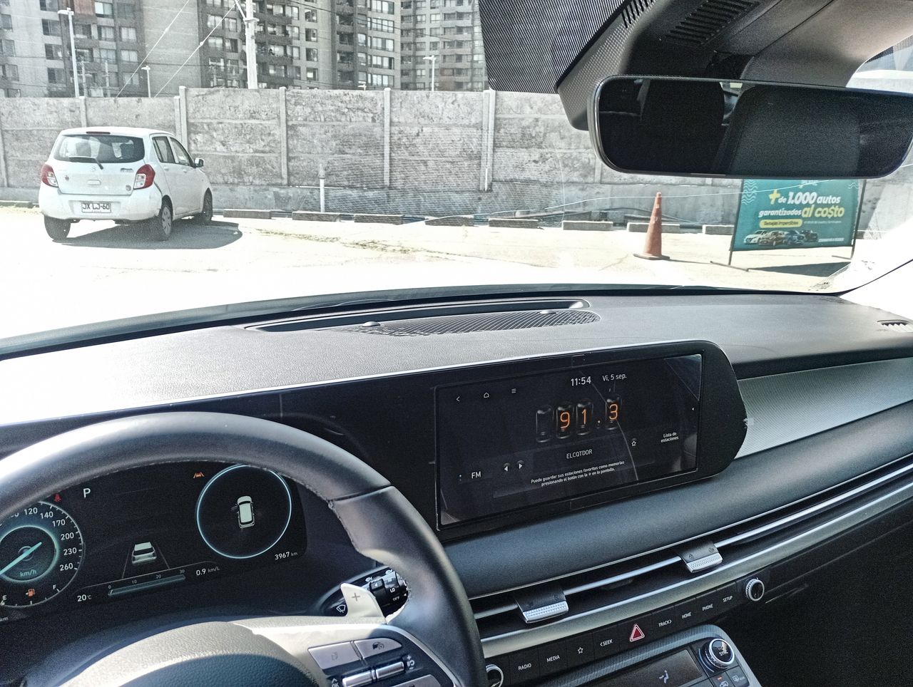 HYUNDAI - 33