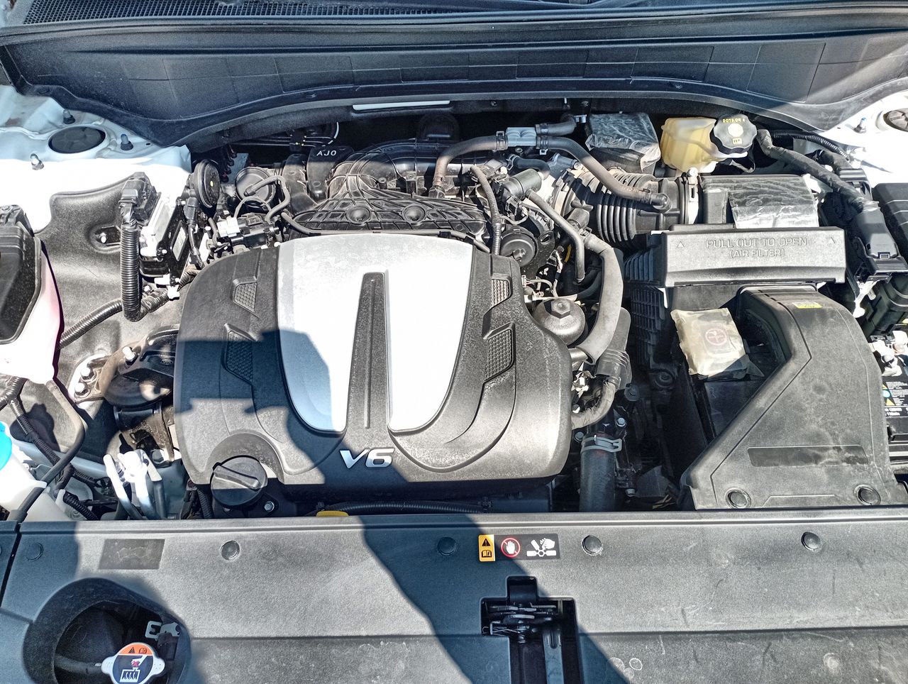 HYUNDAI - 18