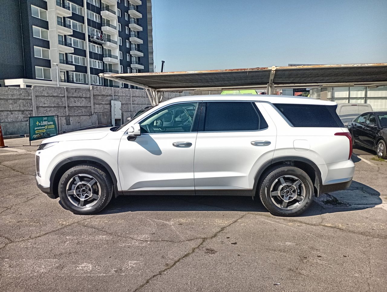 HYUNDAI - 4
