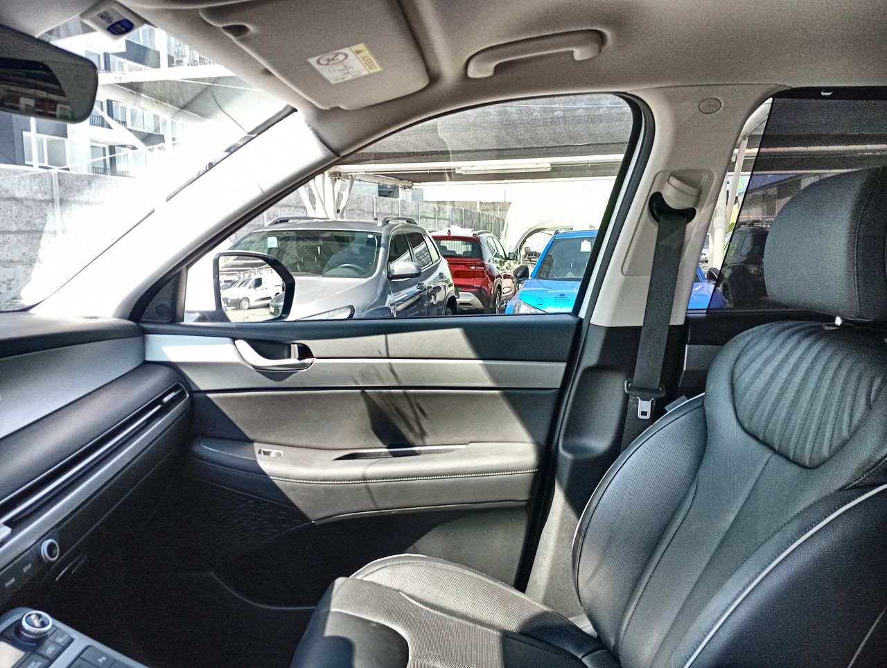 HYUNDAI - 10