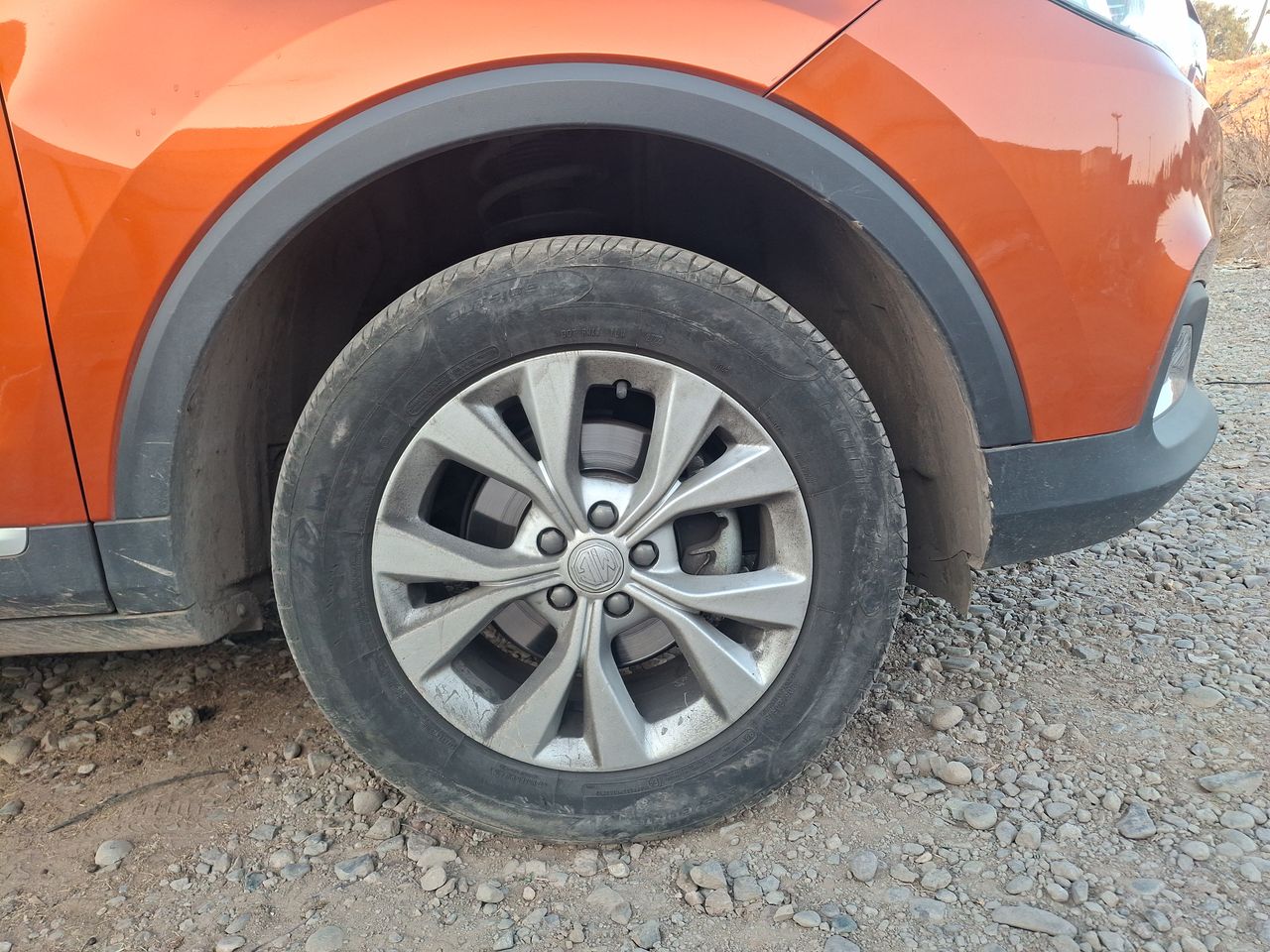 MG Zs — foto 10 de 21