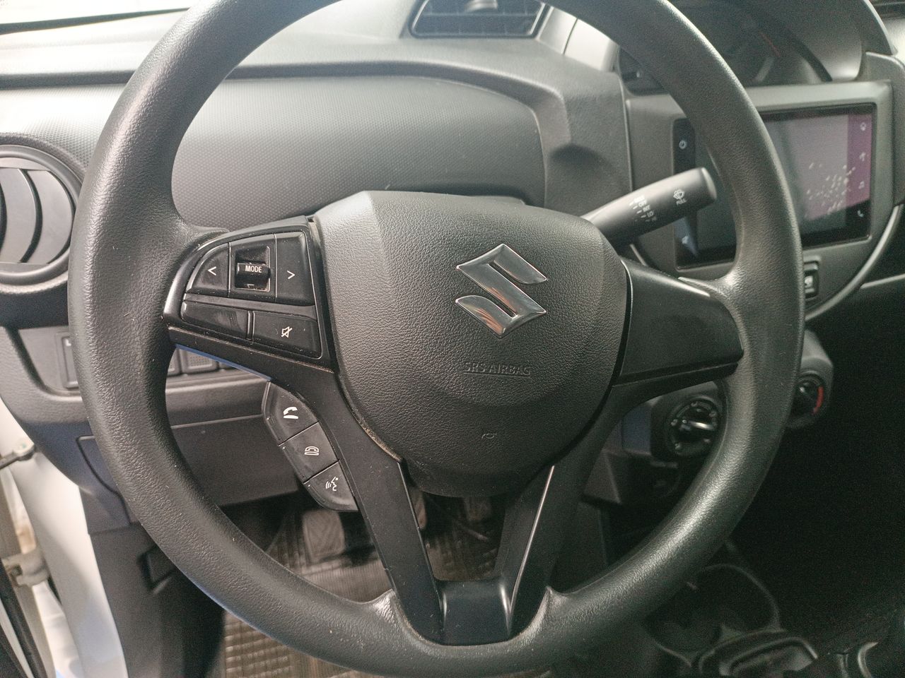 SUZUKI - 22