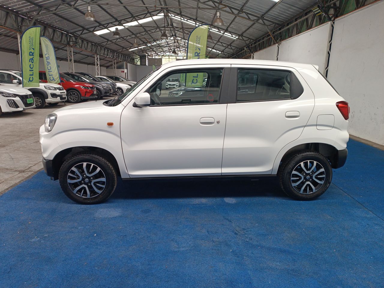 SUZUKI - 4