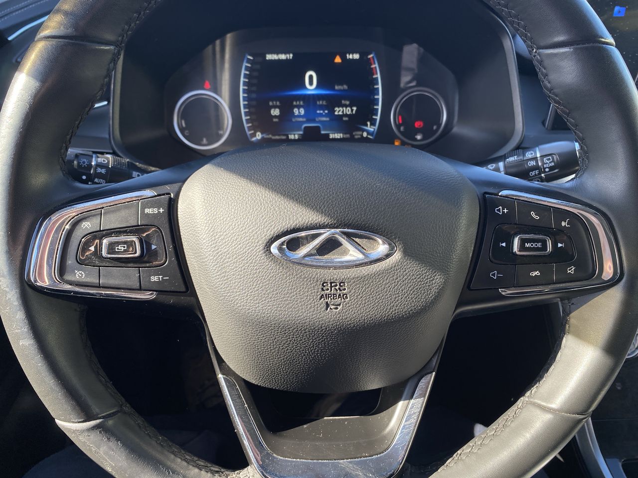 Chery Tiggo 8 — foto 20 de 29