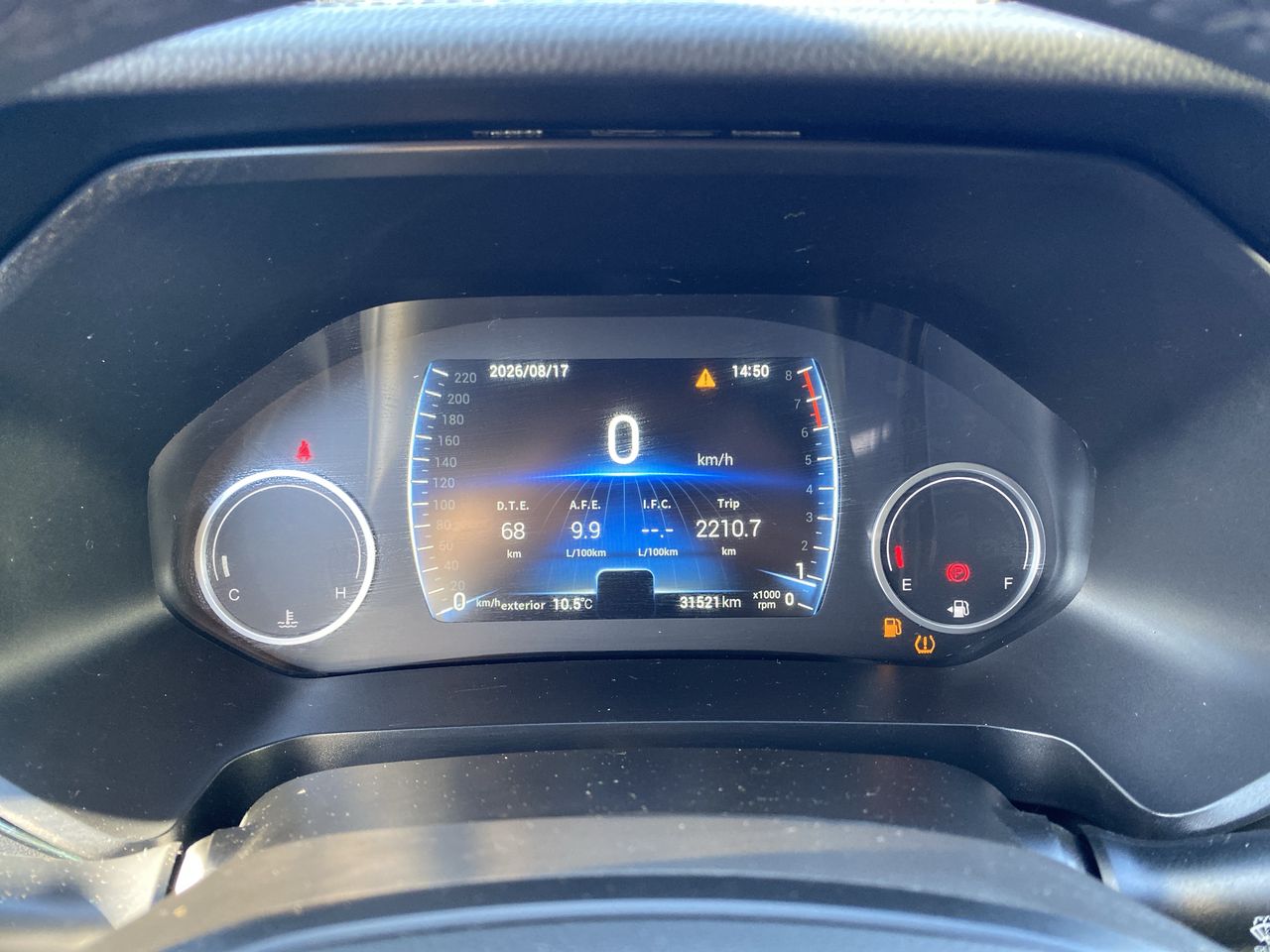 Chery Tiggo 8 — foto 21 de 29