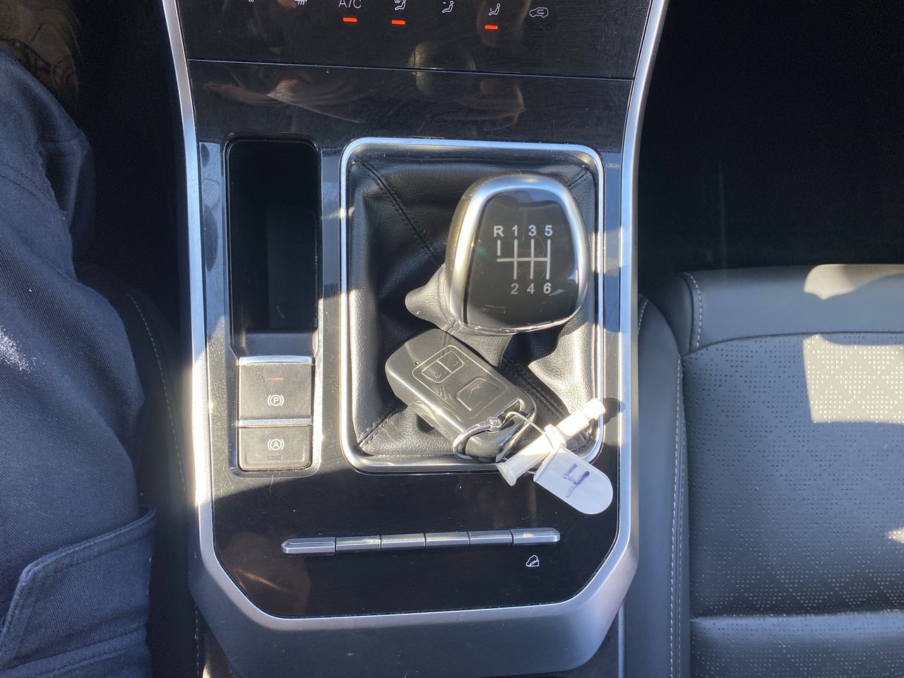 Chery Tiggo 8 — foto 25 de 29