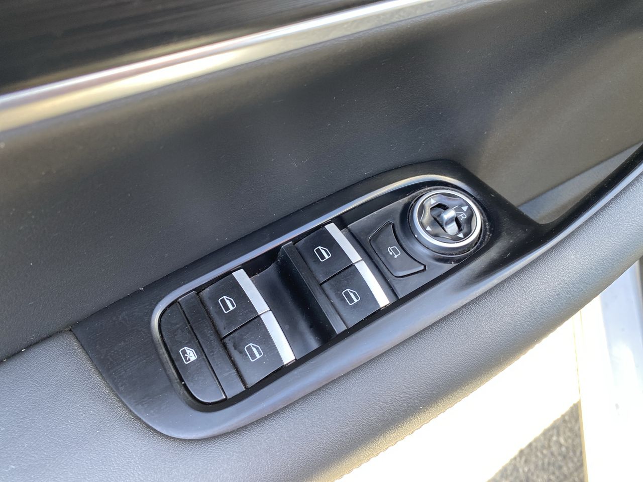 Chery Tiggo 8 — foto 16 de 29