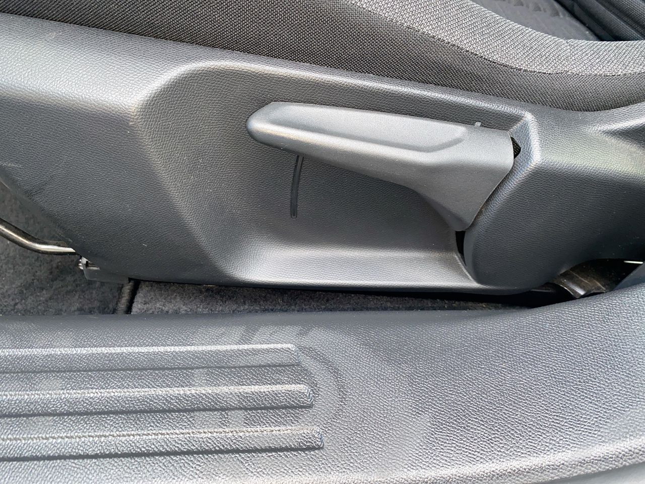 PEUGEOT - 24