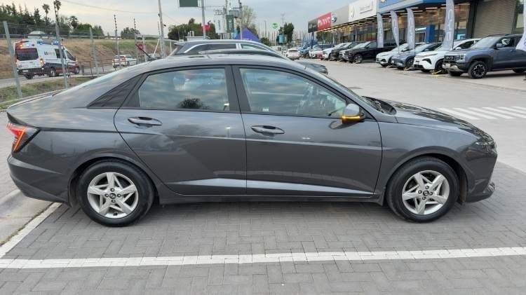HYUNDAI - 3
