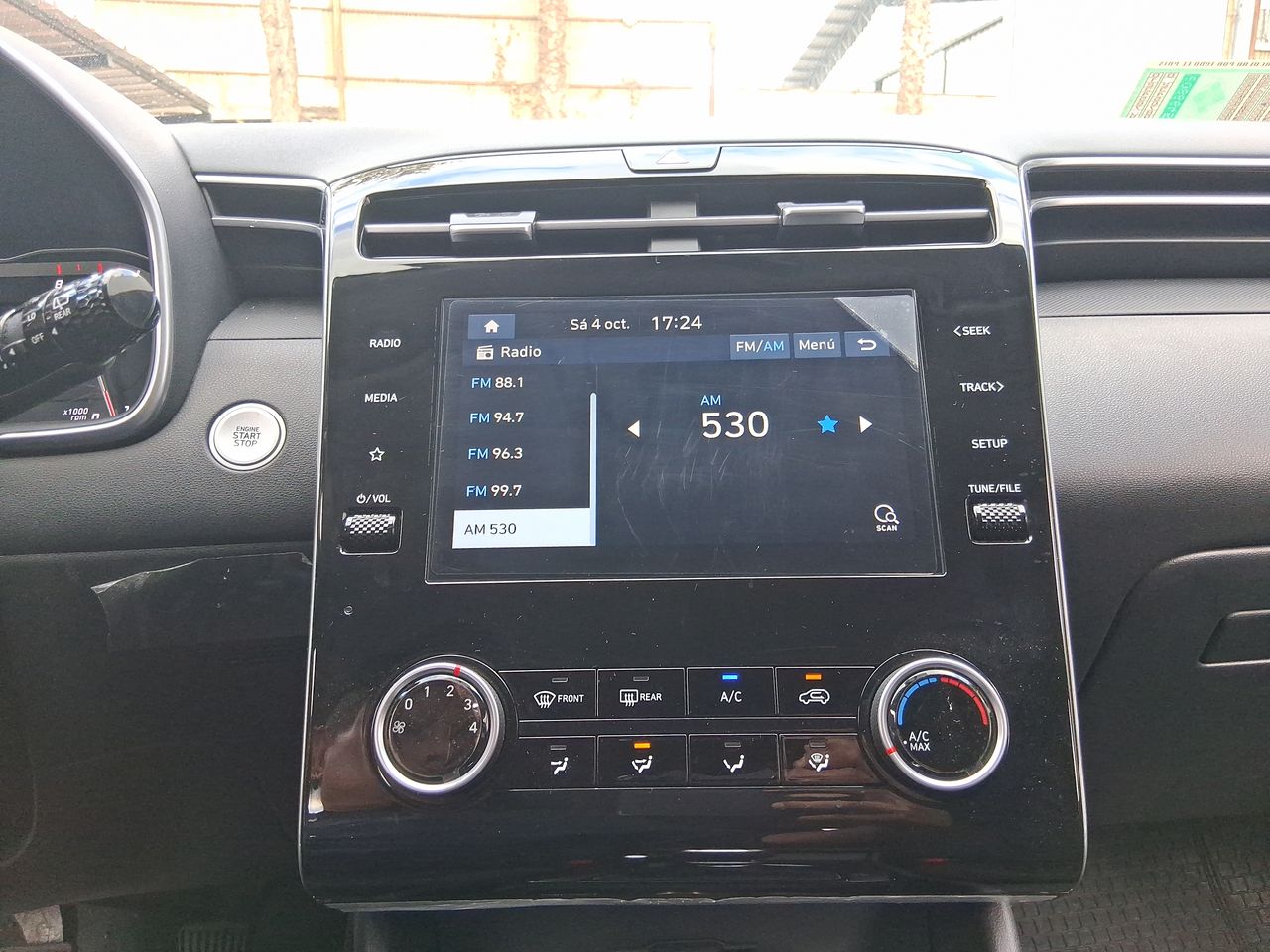 HYUNDAI - 24