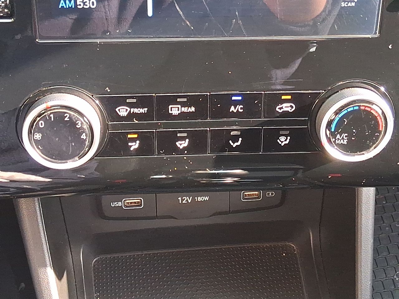 HYUNDAI - 26