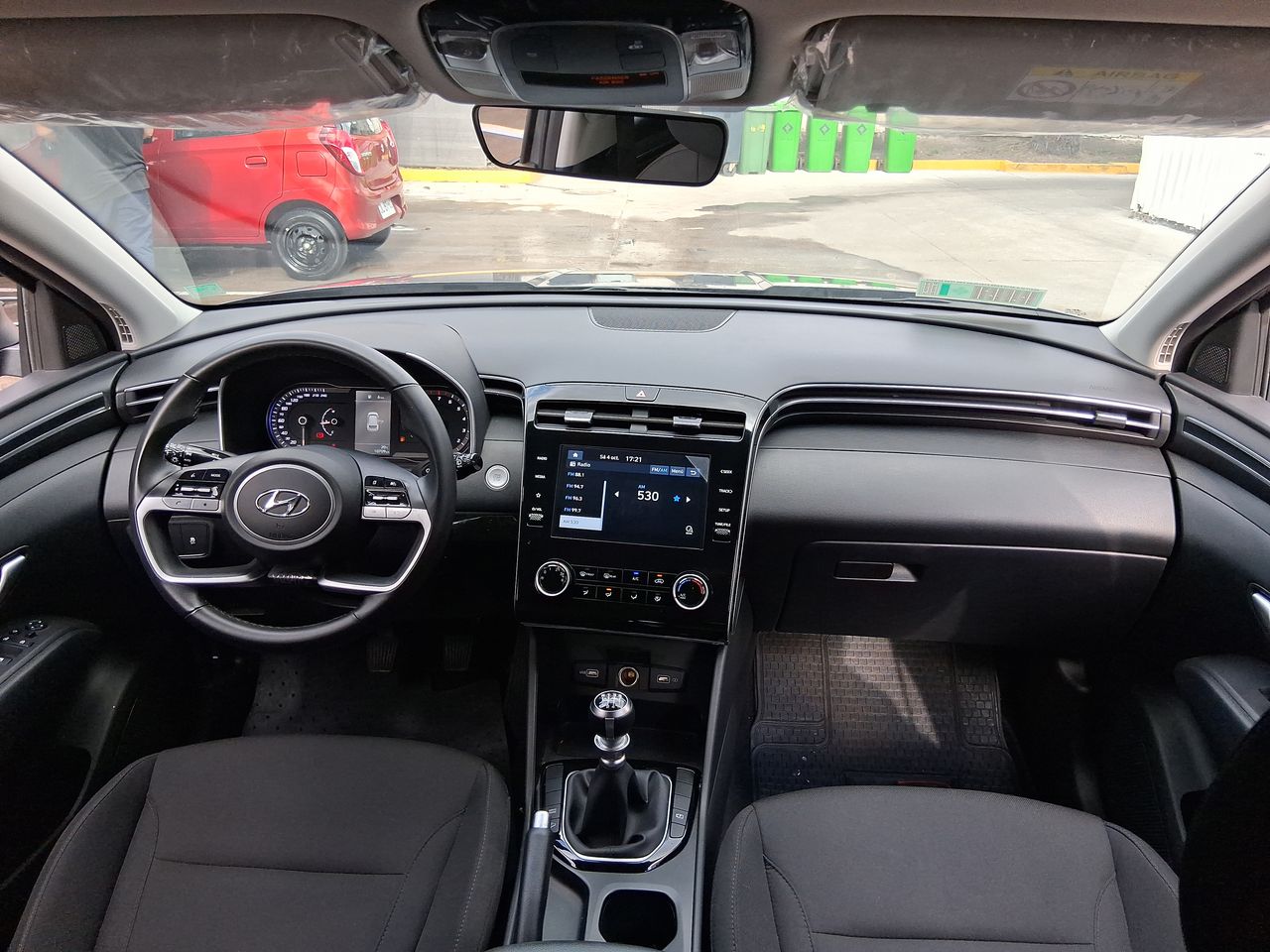 HYUNDAI - 28