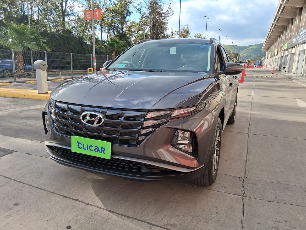 HYUNDAI - 2