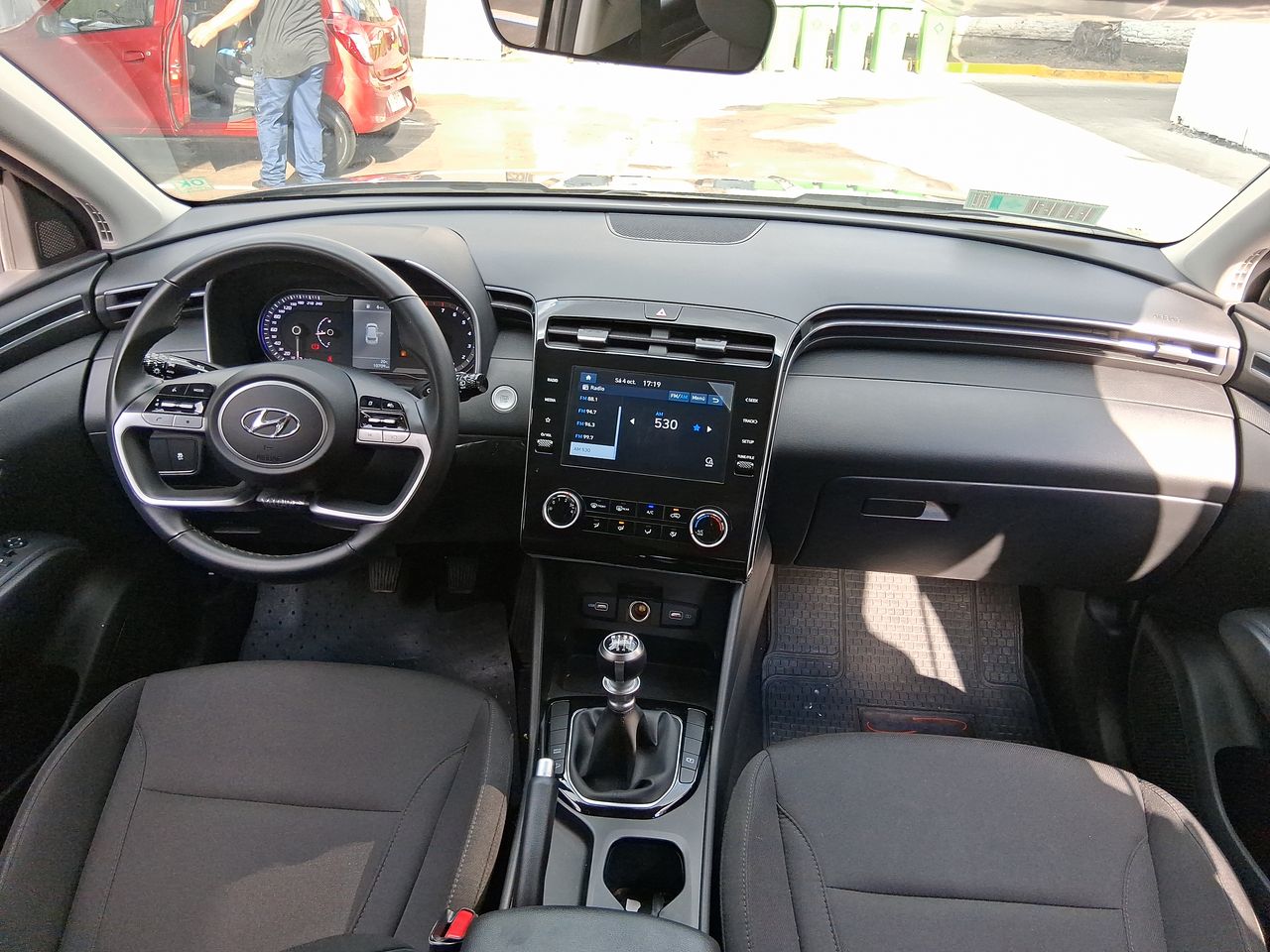 HYUNDAI - 7
