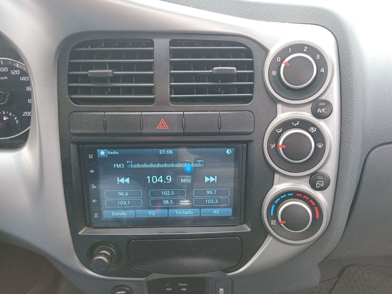 Nissan Kicks — foto 20 de 24