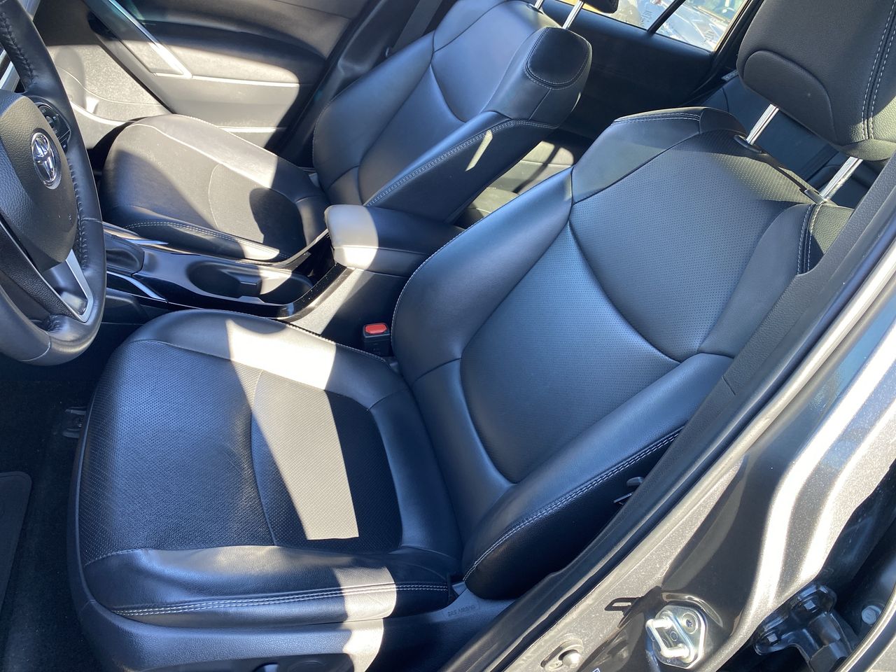 Mitsubishi Asx — foto 17 de 28
