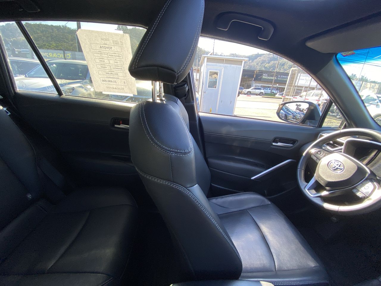 Mitsubishi Asx — foto 8 de 28