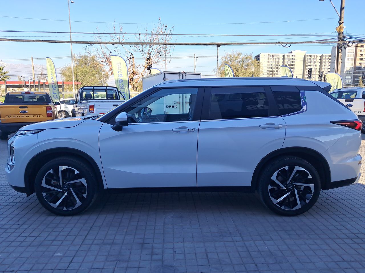 MITSUBISHI - 4