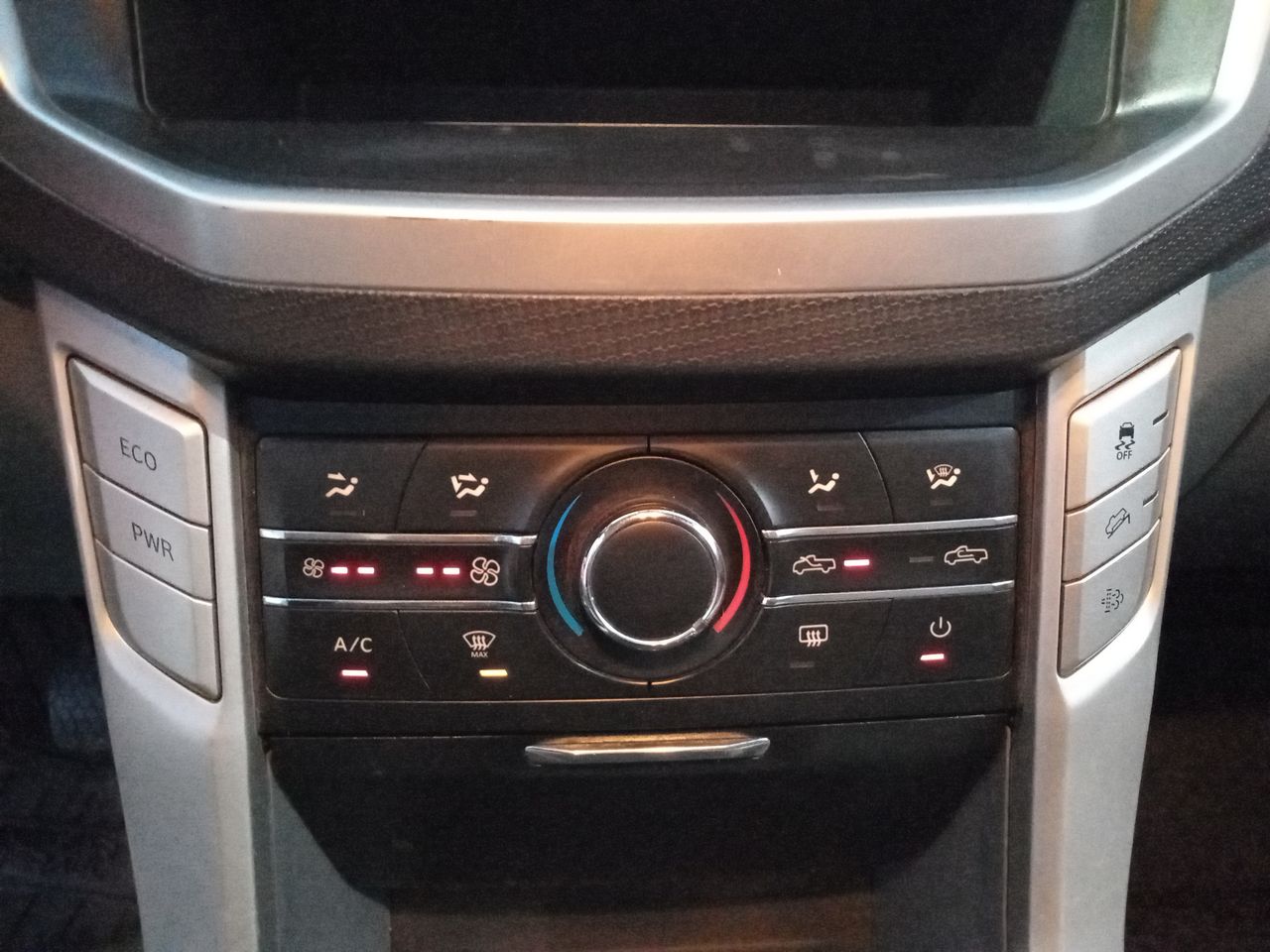 MAXUS - 28